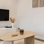 L'elegant - Terrasse Parking Wifi - 5km Airport * ז'רזה