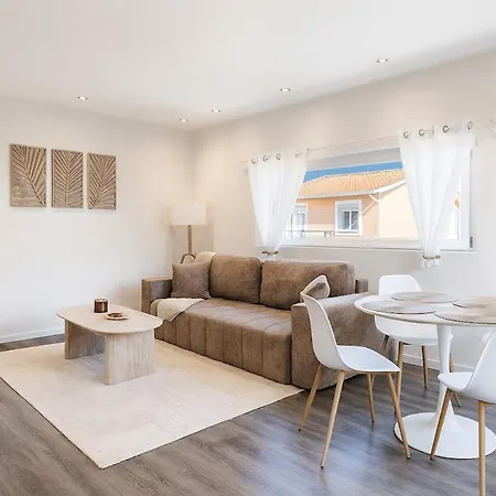 L'elegant - Terrasse Parking Wifi - 5km Airport *