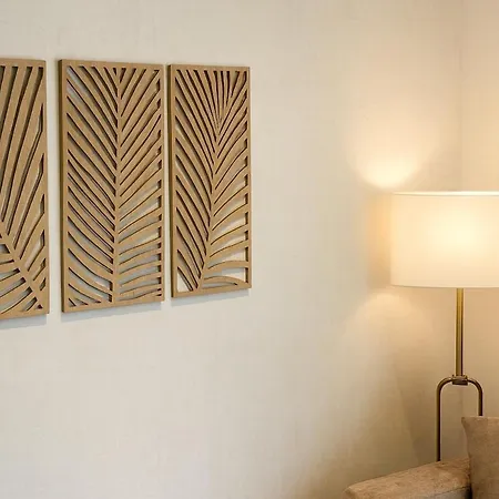 L'elegant - Terrasse Parking Wifi - 5km Airport Апартаменты