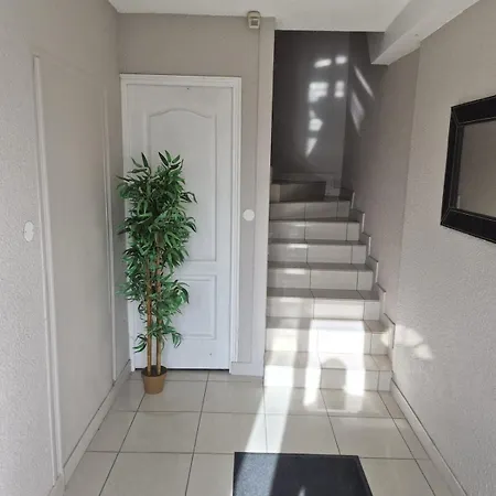 Апартаменты L'elegant - Terrasse Parking Wifi - 5km Airport