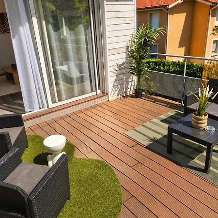 L'elegant - Terrasse Parking Wifi - 5km Airport