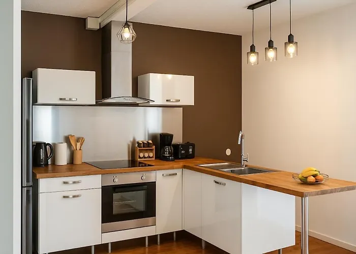 Appartamento L'elegant - Terrasse Parking Wifi - 5km Airport *