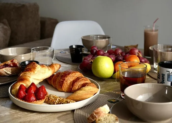 L'elegant - Terrasse Parking Wifi - 5km Airport Appartamento *