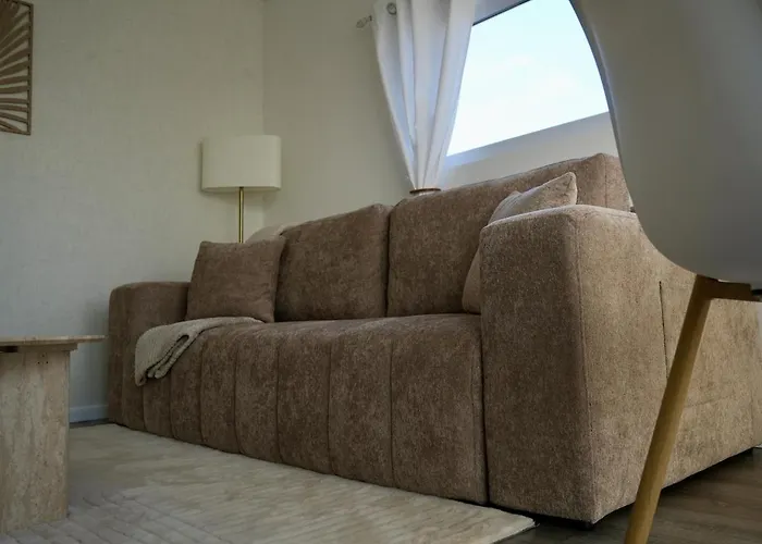 L'elegant - Terrasse Parking Wifi - 5km Airport Gerzat