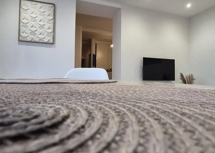 L'elegant - Terrasse Parking Wifi - 5km Airport *